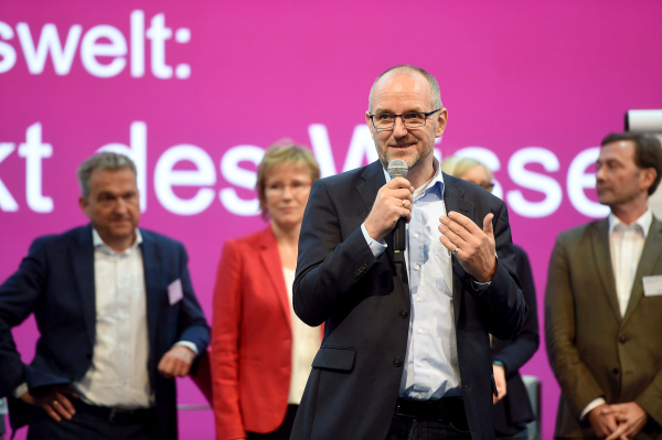 Reportage 16